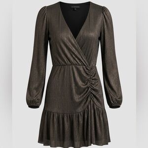 Slate & Willow Metallic Black and Gold Long Sleeve Dress